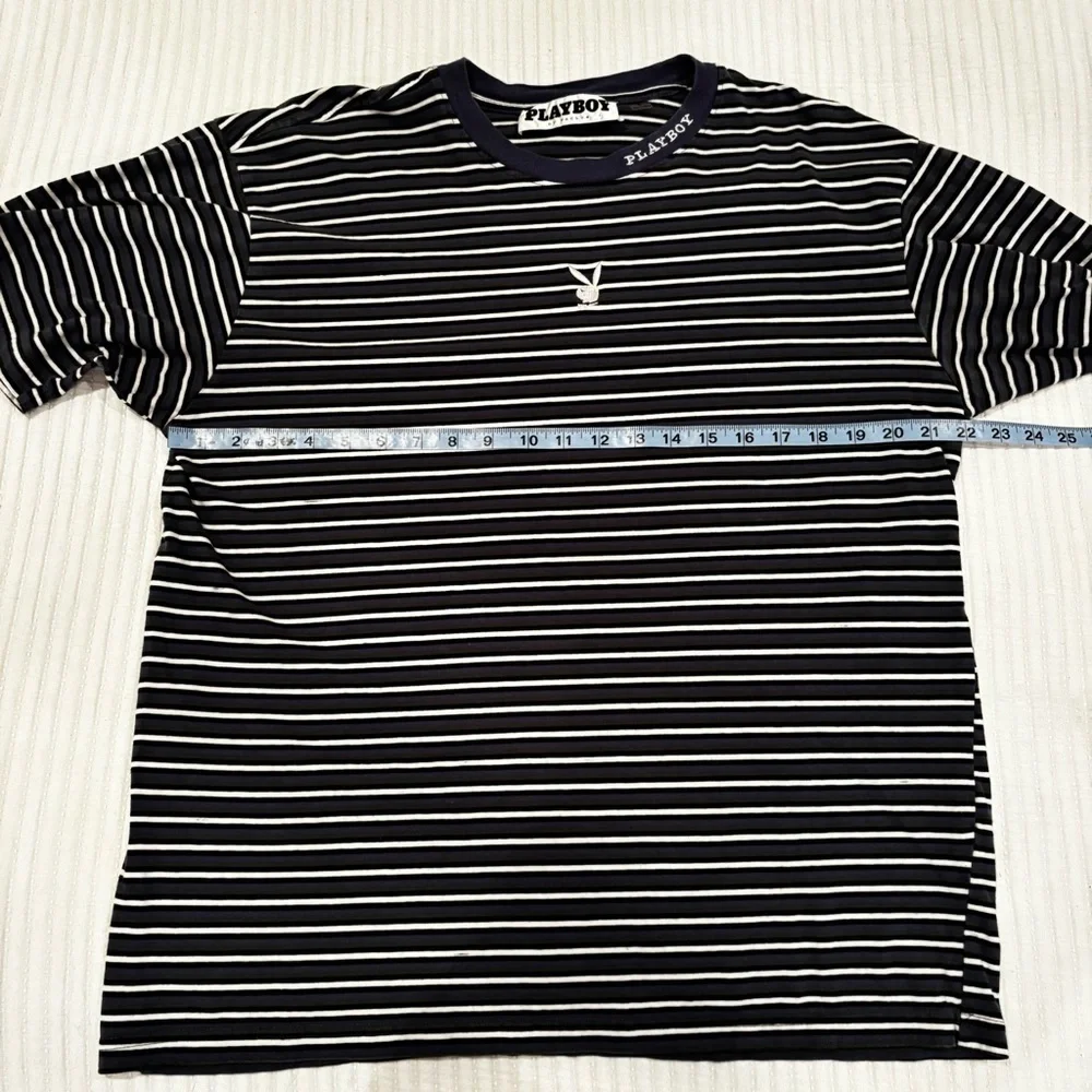 Playboy by Pacsun Metallic Bunny Men's Striped Crewneck T-shirt 100% cotton L